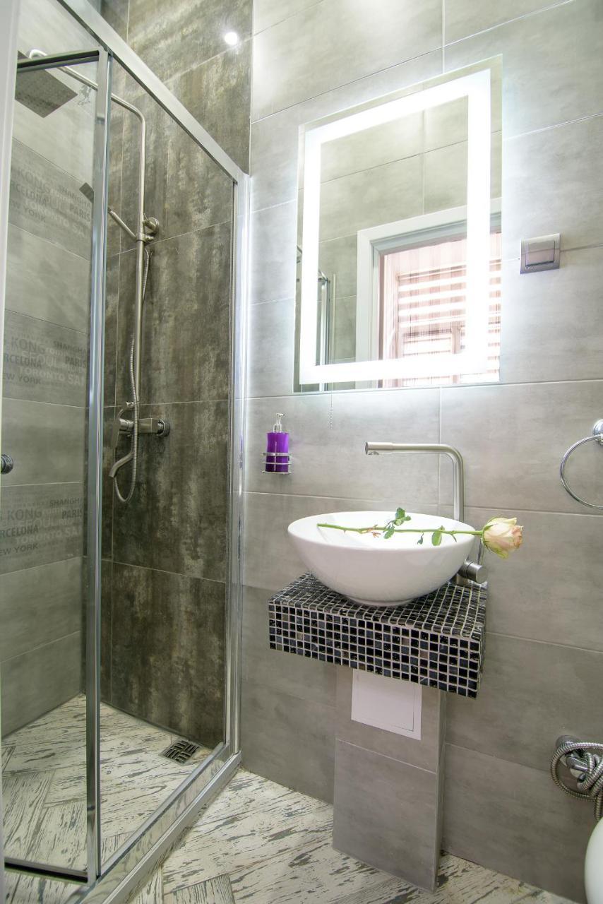 Nova Apartment Лвив Екстериор снимка